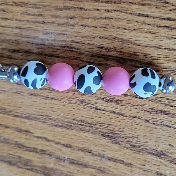 Pink & Cow Print Keychain Accessory - Picture 2 of 3
